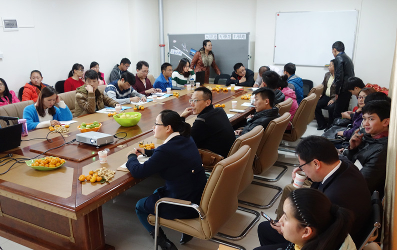 目前天度客戶沙龍已順利舉行4期，我們將一直秉承全公益、凈干貨、不推銷產(chǎn)品的理念，助力天度新老客戶開展網(wǎng)絡(luò)營(yíng)銷和移動(dòng)互聯(lián)網(wǎng)營(yíng)銷。